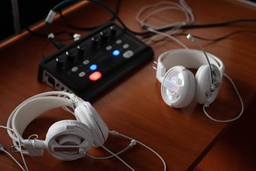 Headsets and audio mixer setup for simultaneous interpretation in conferences